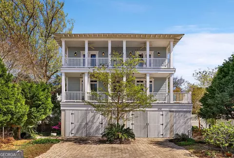 1010 Jones Ave, Tybee Island, GA 31328