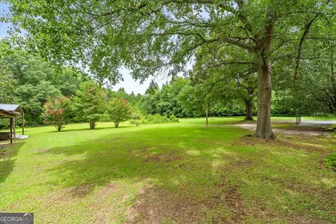 Exterior - 130 Washington St, Tignall, GA 30668 photo 5 of 7