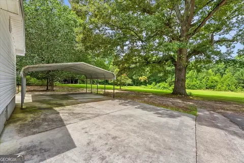 Exterior - 130 Washington St, Tignall, GA 30668 photo 4 of 7