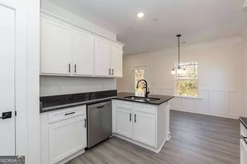 Kitchen - 519 Creek Rd, Cornelia, GA 30531 photo 1 of 1