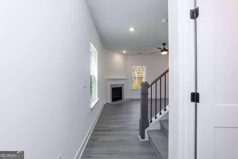 Entry Way - 519 Creek Rd, Cornelia, GA 30531 photo 1 of 6