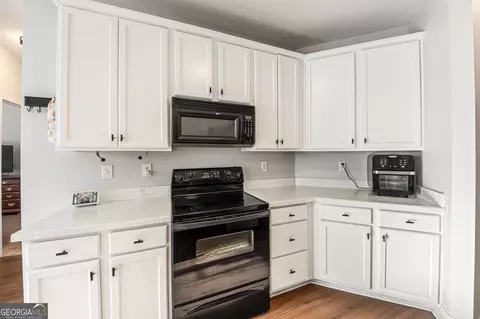 Kitchen - 115 Linda St, Colbert, GA 30628 photo 5 of 5