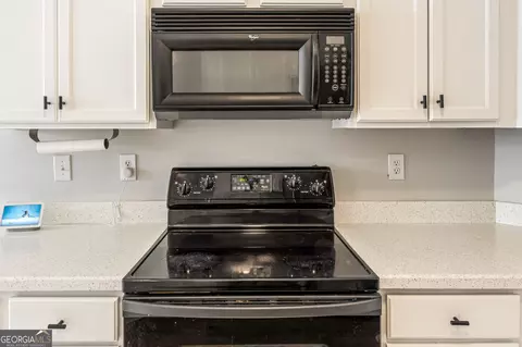 Kitchen - 115 Linda St, Colbert, GA 30628 photo 4 of 5