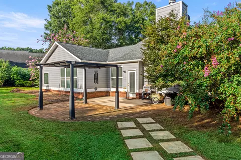 Exterior - 115 Linda St, Colbert, GA 30628 photo 5 of 8