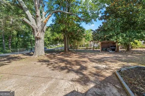 Exterior - 283 Easy St, Toccoa, GA 30577 photo 3 of 8