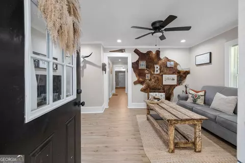 Entry Way - 283 Easy St, Toccoa, GA 30577 photo 1 of 4