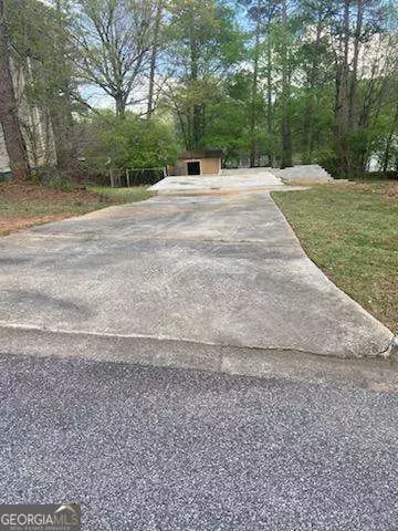 7582 Colonial Ct, Jonesboro, GA 30236