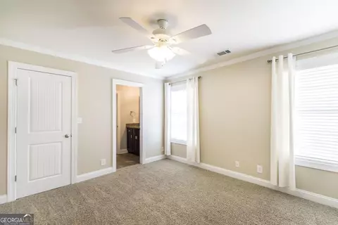 Bedroom - 203 Avondale Cir, Warner Robins, GA 31088 photo 5 of 7