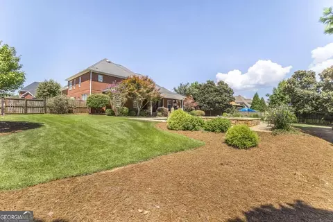 Exterior - 203 Avondale Cir, Warner Robins, GA 31088 photo 15 of 18