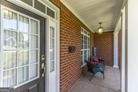 Exterior - 203 Avondale Cir, Warner Robins, GA 31088 photo 5 of 18