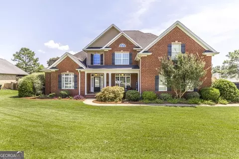 Exterior - 203 Avondale Cir, Warner Robins, GA 31088 photo 3 of 18