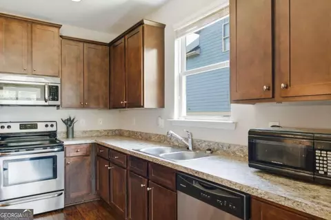 Kitchen - 6311 Horizon Ct, Rex, GA 30273 photo 3 of 5