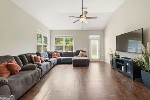 Living - 6311 Horizon Ct, Rex, GA 30273 photo 1 of 5