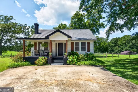 1199 Corinth Rd, Hogansville, GA 30230