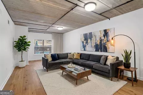 800 Peachtree St NE #2104, Atlanta, GA 30308
