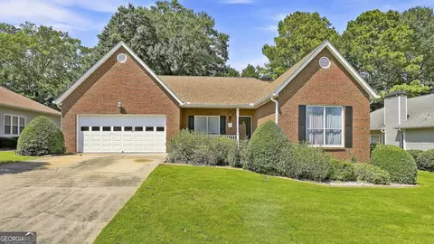 250 Brittany Chase, Fayetteville, GA 30214