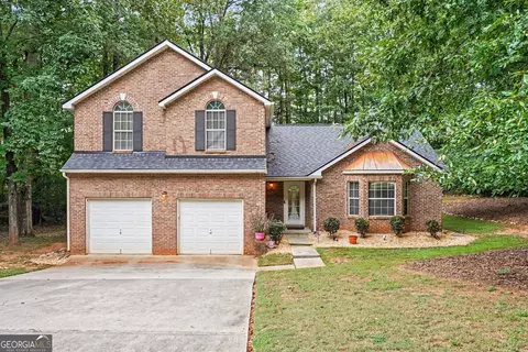 105 Ashtonbrook Dr, Mcdonough, GA 30252