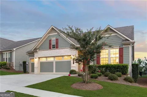 321 Cottonwood Cir, Peachtree City, GA 30269