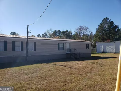 156 P W Clifton Rd, Brooklet, GA 30415