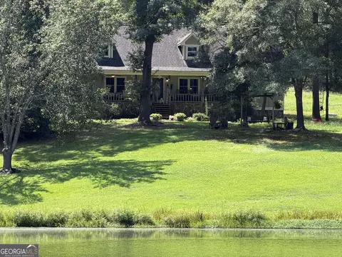 344 Riverbend Dr, Royston, GA 30662