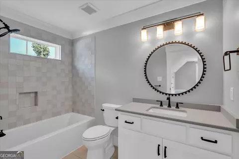 Bath - 203 Oberon Pl N, Macon, GA 31210 photo 10 of 10