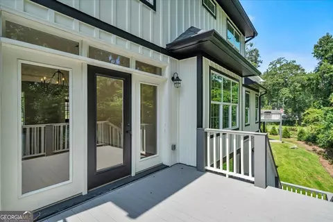 Exterior - 203 Oberon Pl N, Macon, GA 31210 photo 4 of 11
