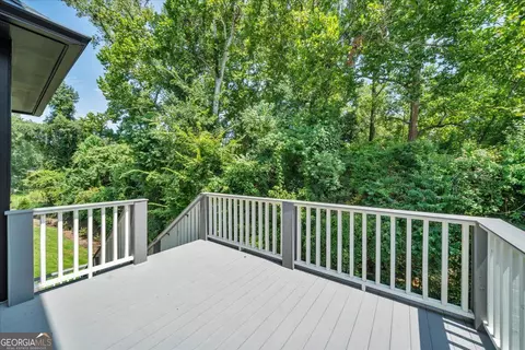 Exterior - 203 Oberon Pl N, Macon, GA 31210 photo 5 of 11