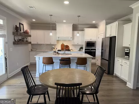 Kitchen - 868 Smith Mill Rd, Winder, GA 30680 photo 3 of 3