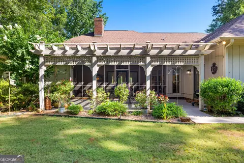 Exterior - 216 Ashford Cir, Lagrange, GA 30240 photo 8 of 18