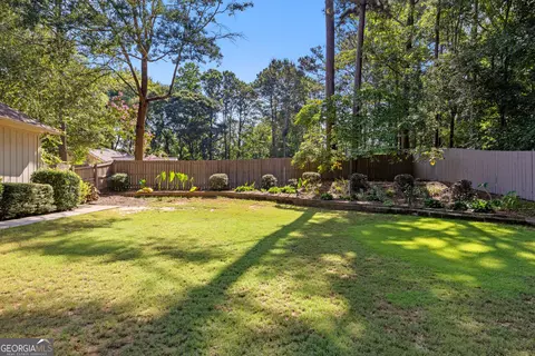 Exterior - 216 Ashford Cir, Lagrange, GA 30240 photo 11 of 18