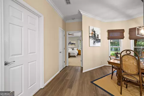 Entry Way - 216 Ashford Cir, Lagrange, GA 30240 photo 6 of 7