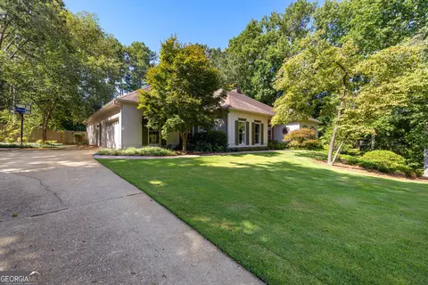 Exterior - 216 Ashford Cir, Lagrange, GA 30240 photo 16 of 18
