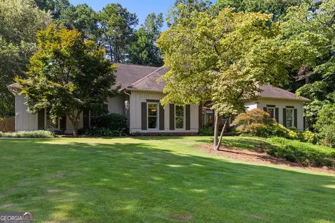 Exterior - 216 Ashford Cir, Lagrange, GA 30240 photo 17 of 18