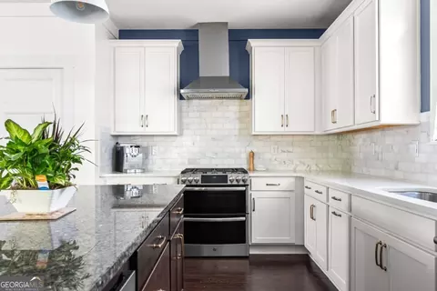 Kitchen - 4084 Comanche Dr, Tucker, GA 30084 photo 2 of 4