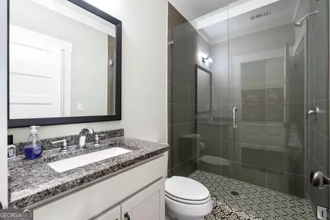 Bath - 4084 Comanche Dr, Tucker, GA 30084 photo 1 of 6