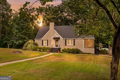 Exterior - 139 Myrtle St, Toccoa, GA 30577 photo 6 of 16