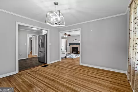 Dining - 139 Myrtle St, Toccoa, GA 30577 photo 1 of 1