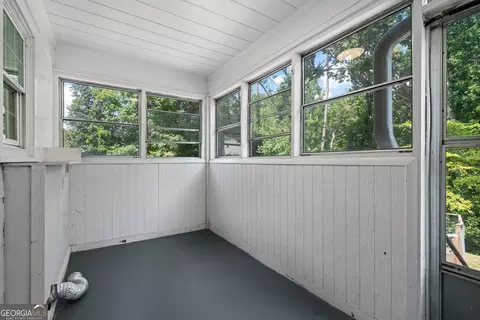 Exterior - 139 Myrtle St, Toccoa, GA 30577 photo 10 of 16