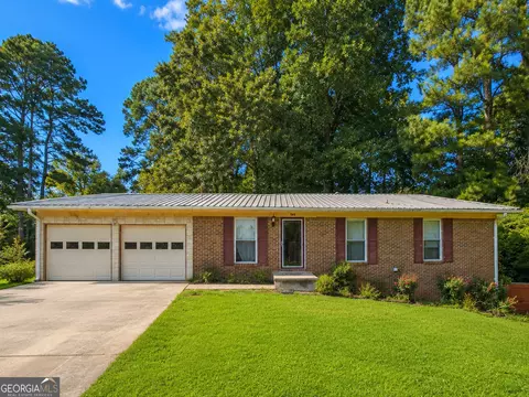 635 Winchester Ln NW, Norcross, GA 30071