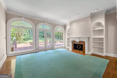 Living - 104 Clubview Dr, Lagrange, GA 30240 photo 4 of 6