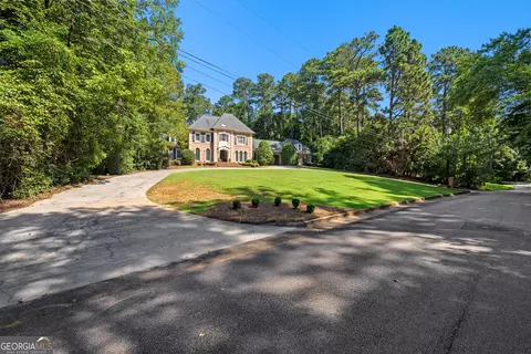 Exterior - 104 Clubview Dr, Lagrange, GA 30240 photo 12 of 13