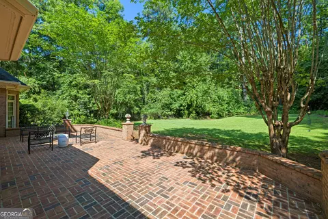 Exterior - 104 Clubview Dr, Lagrange, GA 30240 photo 9 of 13