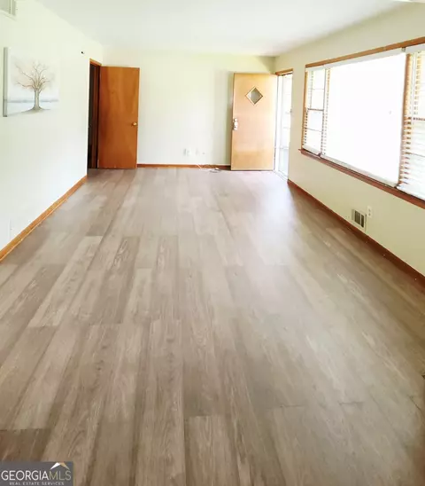 Living - 965 Laurel St, Morrow, GA 30260 photo 1 of 1