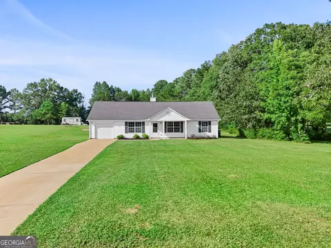 353 John Trammell Rd, Grantville, GA 30220