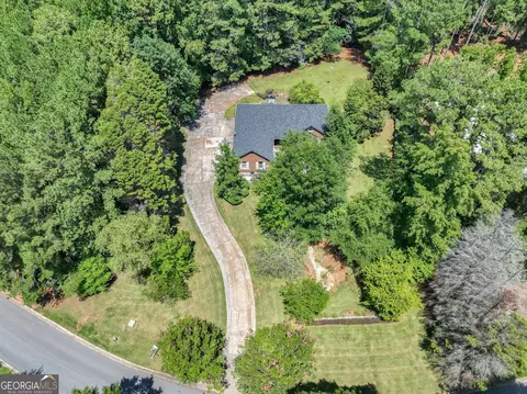 100 Ridgemont Dr, Fayetteville, GA 30215