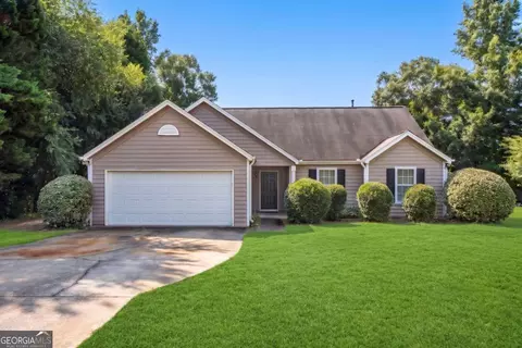 217 Crestworth Xing, Powder Springs, GA 30127