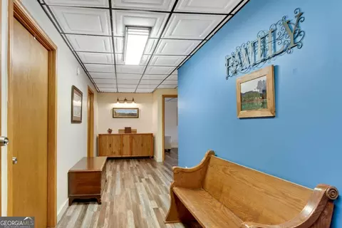 Entry Way - 248 Duffer Dr, Jasper, GA 30143 photo 4 of 5