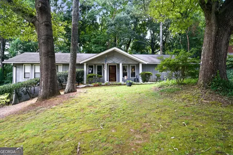 3462 Summie Dr SW, Lilburn, GA 30047