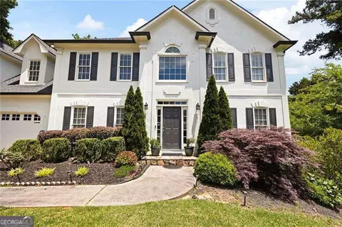 1340 Fallsbrook Dr NW, Acworth, GA 30101