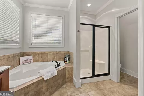 Bath - 170 Ryan Ln, Covington, GA 30014 photo 2 of 5